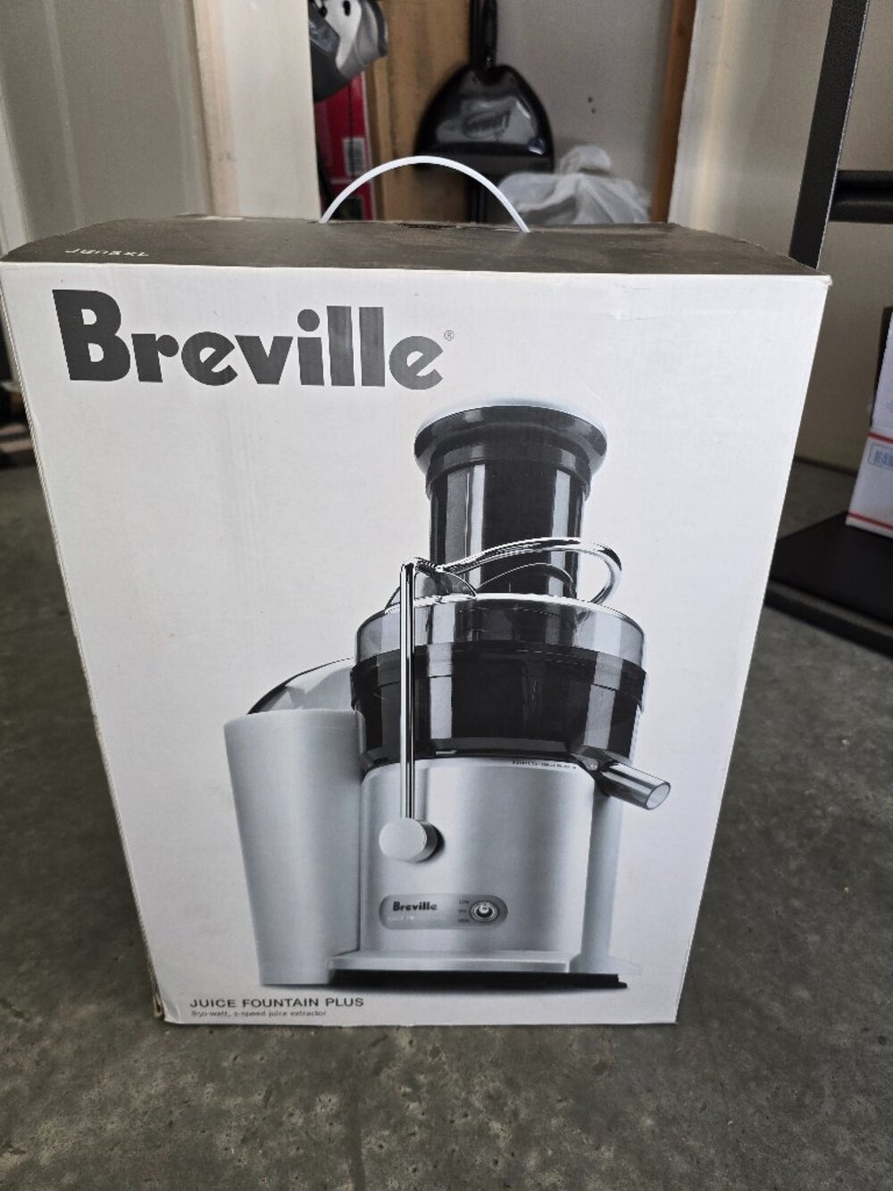 BREVILLE SUPER JUICER